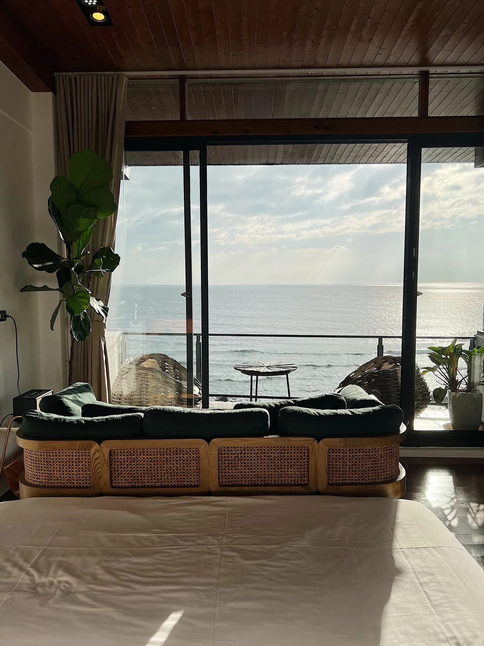 A coastal hotel room in a stock image; it is not a Hạ Long property